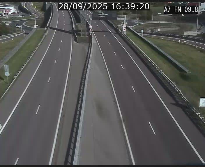Caméra trafic Luxembourg - A7, Tunnel Gousselerbierg, sortie sud, direction rond-point Lorentzweiler (BK 9.9)
