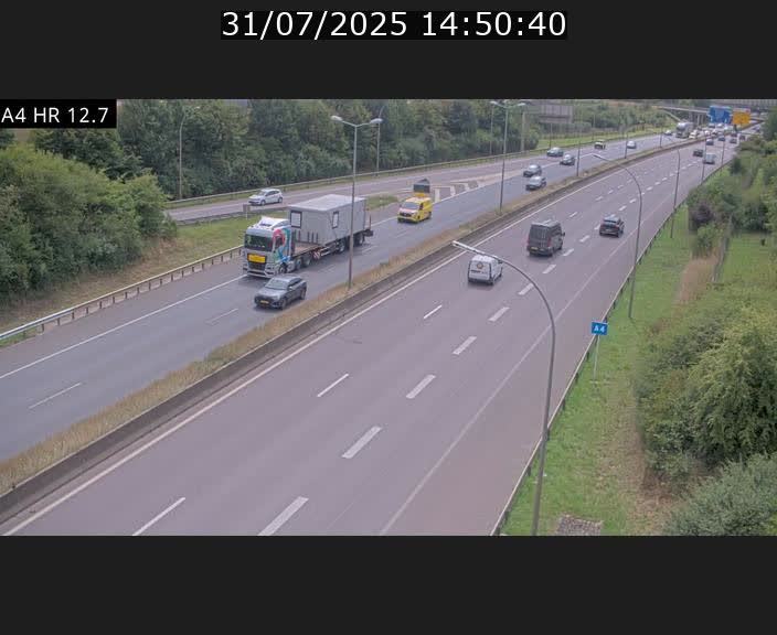 Traffic live webcam Luxembourg Esch sur Alzette - A4 - BK 12.7 - direction Esch-Belval