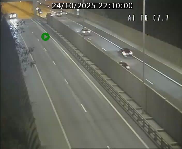 Traffic live webcam Luxembourg Kirchberg - A1 direction Luxembourg-ville - BK 7.7