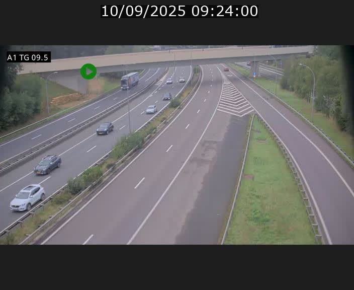 Traffic live webcam Luxembourg Jonction Grünewald - A1 direction Luxembourg-ville - BK 9.5