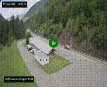 Webcam à l'entrée du tunnel du Somport, côté français, sur la N134, dans les Pyrénées, en direction de l'Espagne, à 1116 mètres d'altitude