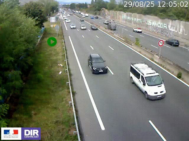 Webcam à Bron sur l'A43 à la jonction avec le boulevard périphérique de Lyon (D383). Vue orientée vers Lyon