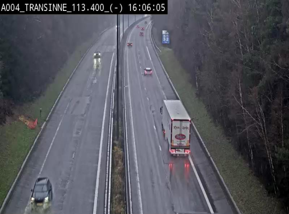 Caméra trafic E411 (A4) - Transinne direction Namur - BK 113.425