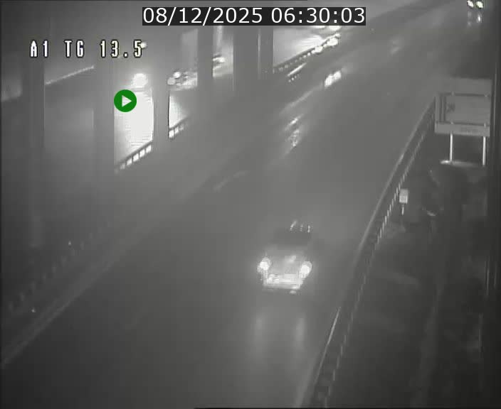 Traffic live webcam Luxembourg Senningen - A1 direction Luxembourg - BK 13.5