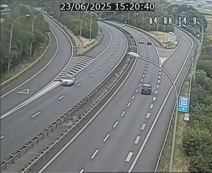 Traffic live webcam Luxembourg Leudelange - A4 - BK 4.9 - direction Luxembourg