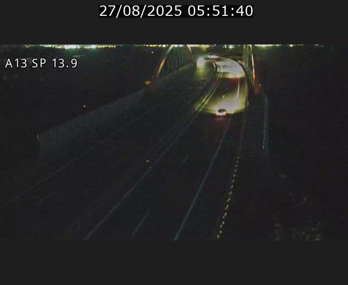 Traffic live webcam Luxembourg Kayl - A13 direction Esch-sur-Alzette/Luxembourg-ville - BK 13.9
