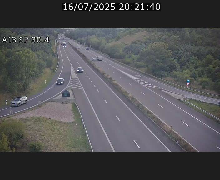 Traffic live webcam Luxembourg Altwies - A13 direction Luxembourg-ville - BK 30.4