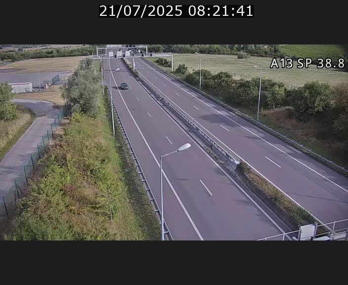 Webcam autoroute A13 à l'entrée ouest du tunnel Markusbierg à Schengen. Vue orientée vers le tunnel et l'Allemagne