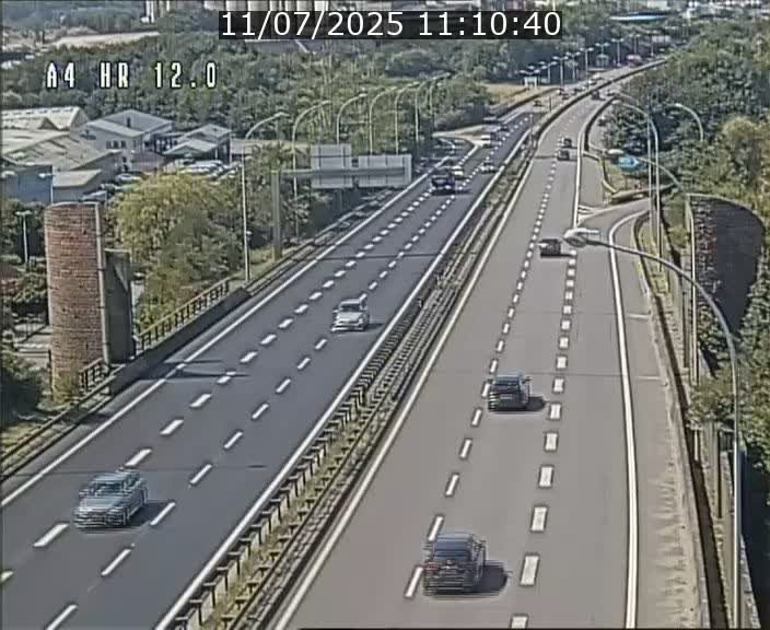 Traffic live webcam Luxembourg Jonction Foetz - A4 - BK 12.0 - direction Esch sur Alzette