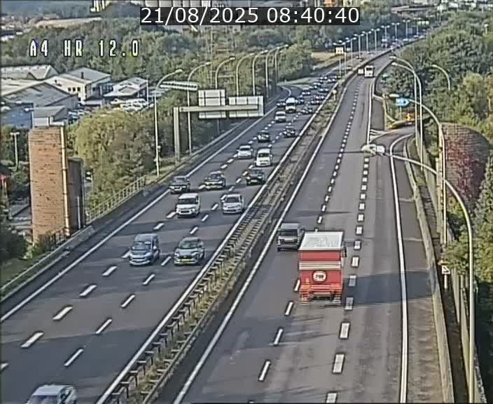 Traffic live webcam Luxembourg Jonction Foetz - A4 - BK 12.0 - direction Esch sur Alzette