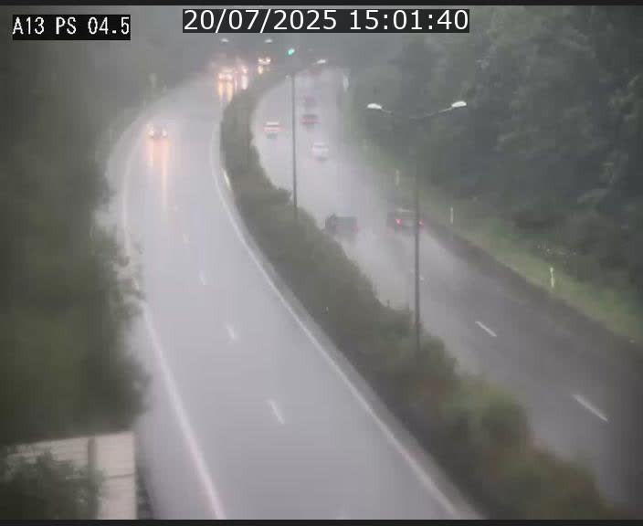 Traffic live webcam Luxembourg Differdange - A13 direction Esch-sur-Alzette - BK 4.5