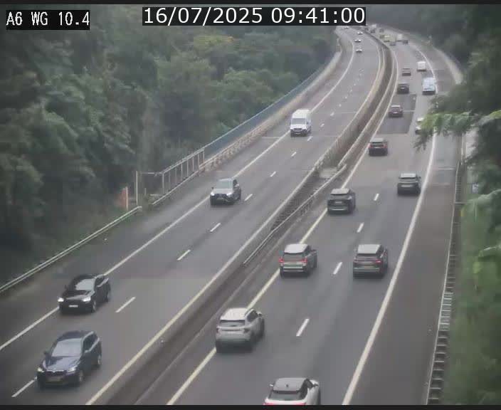 Traffic live webcam Luxembourg Mamer - A6 - BK 10.4 - direction Luxembourg/France/Allemagne