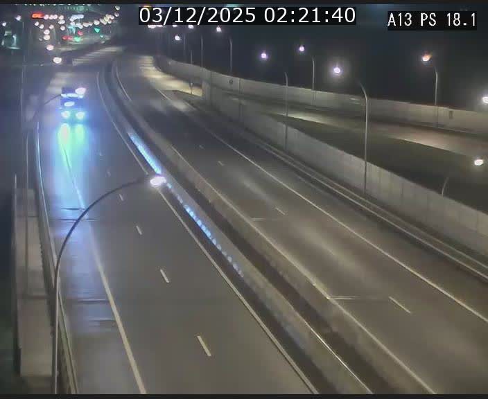 Traffic live webcam Luxembourg Dudelange - A13 direction Croix de Bettembourg - BK 18.1