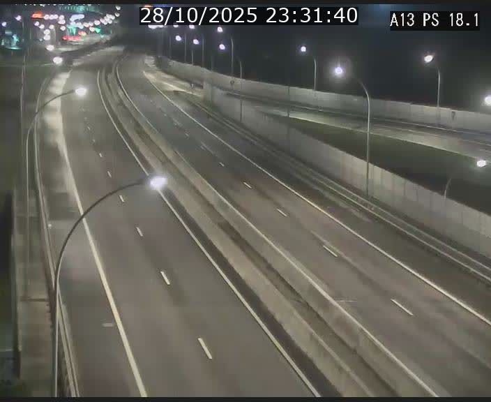 Traffic live webcam Luxembourg Dudelange - A13 direction Croix de Bettembourg - BK 18.1