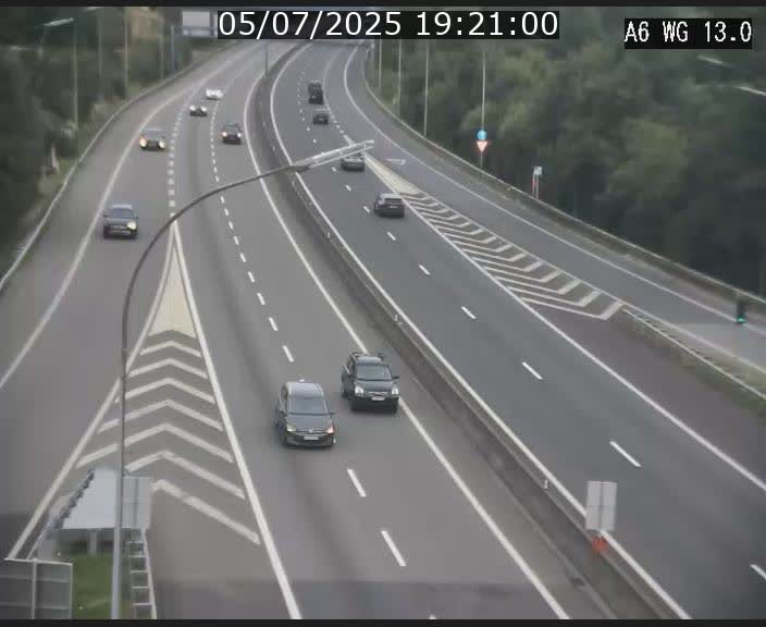 Traffic live webcam Luxembourg Mamer - A6 - BK 13 - direction Luxembourg/France/Allemagne