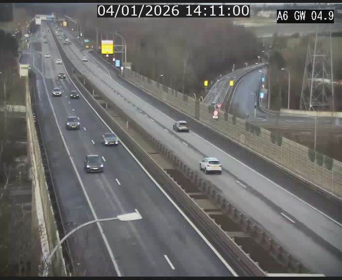 Traffic live webcam Luxembourg Croix de Cessange - A6 - BK 4.9 - direction Belgique