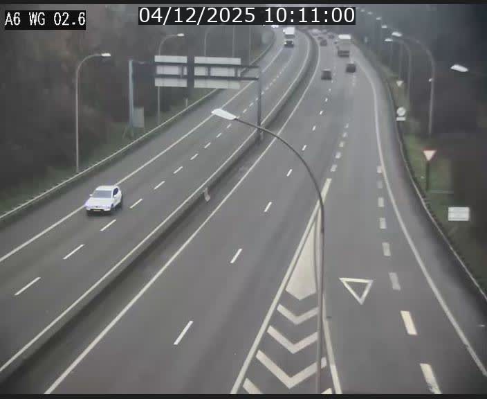 Traffic live webcam Luxembourg Croix de Cessange - A6 - BK 2.6 - direction France/Allemagne