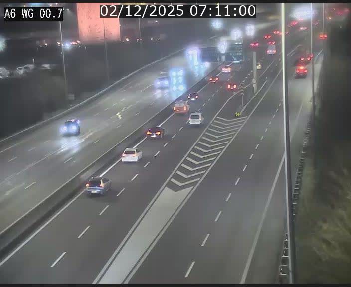 Traffic live webcam Luxembourg Croix de Cessange - A6 - BK 0.7 - direction A3 France