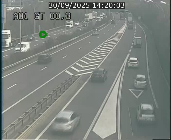 Traffic live webcam Luxembourg Croix de Gasperich - A1 direction Kirchberg - BK 0.3