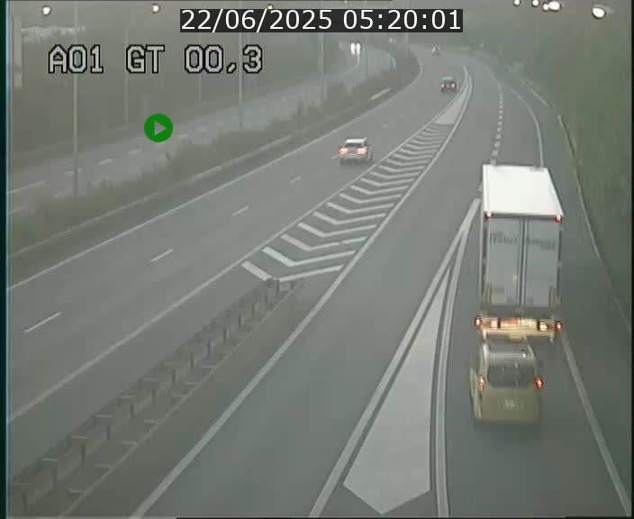 Traffic live webcam Luxembourg Croix de Gasperich - A1 direction Kirchberg - BK 0.3