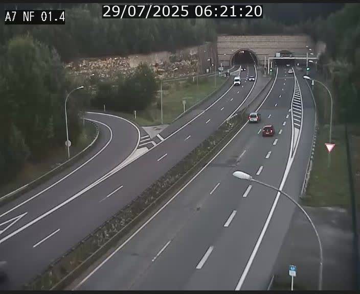 Caméra autoroute Luxembourg A7 - Echangeur Waldhaff - direction Tunnel Stafelter