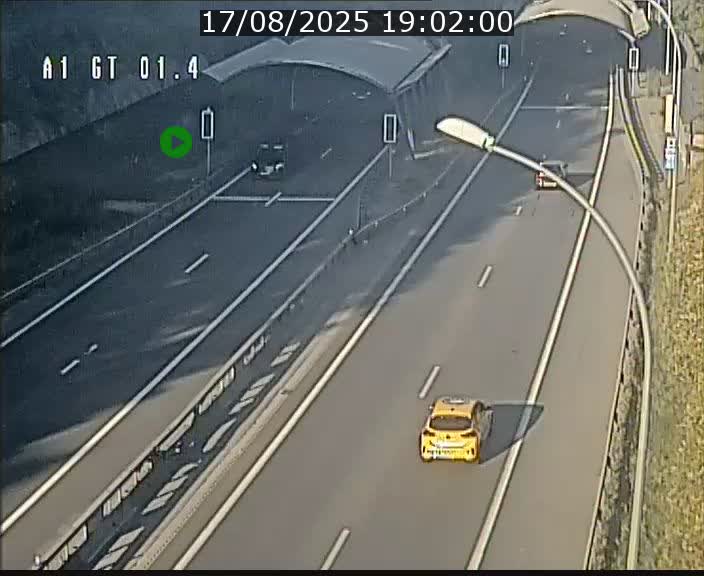 Traffic live webcam Luxembourg Hesperange - A1 direction Kirchberg - BK 1.4