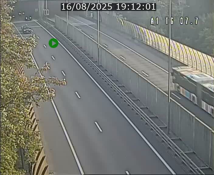 Traffic live webcam Luxembourg Kirchberg - A1 direction Luxembourg-ville - BK 7.7
