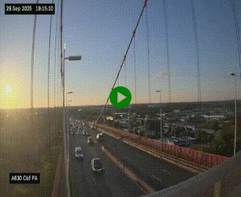 Webcam autoroute sur le périphérique de Bordeaux (A630) au nord de la ville. Caméra située sur le Pont d'Aquitaine.