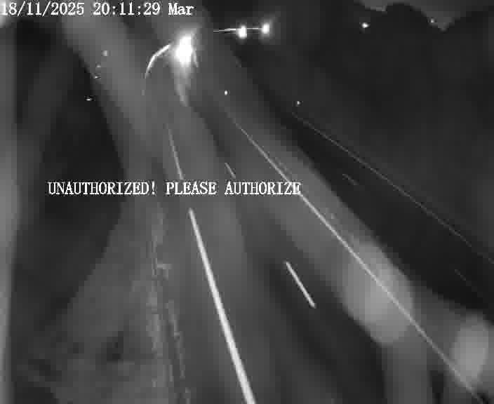 Webcam sur la D910 située dans la Côte des 4 vents. Vue orientée vers le bas, vers Saint-Avold.