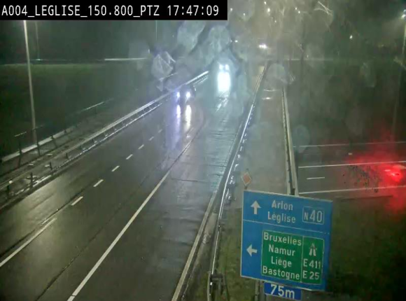 Webcam au-dessus de l'E411 sur la N40. Vue orientée vers Léglise en provenance de Neufchâteau