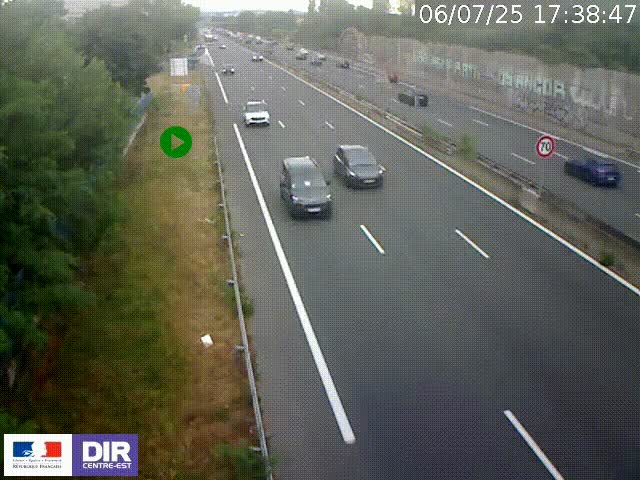 Webcam à Bron sur l'A43 à la jonction avec le boulevard périphérique de Lyon (D383). Vue orientée vers Lyon