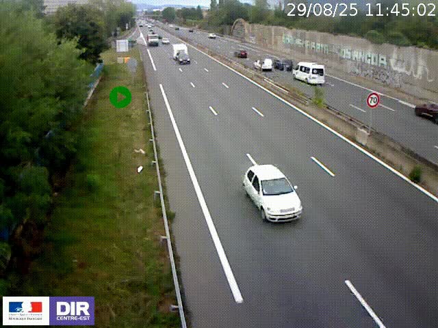 Webcam à Bron sur l'A43 à la jonction avec le boulevard périphérique de Lyon (D383). Vue orientée vers Lyon