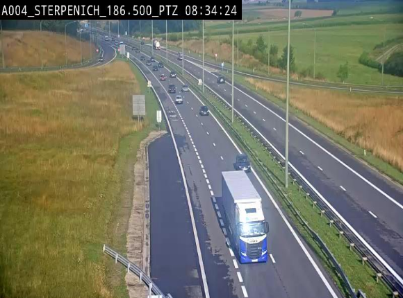 Webcam E411 à Sterpenich en Belgique près de la frontière du Luxembourg. Vue orientée vers Bruxelles
