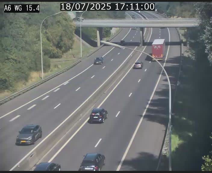 Traffic live webcam Luxembourg Capellen - A6 - BK 15.4 - direction Luxembourg/France/Allemagne