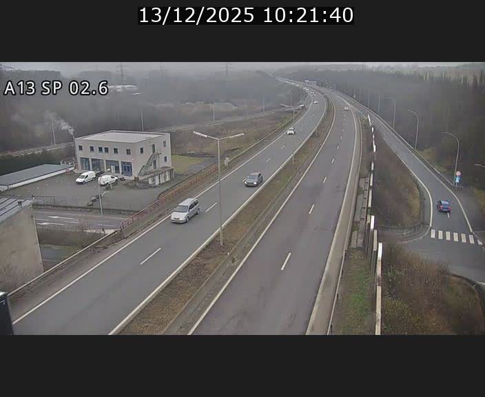 Traffic live webcam Luxembourg Sanem - A13 direction Pétange - BK 2.6