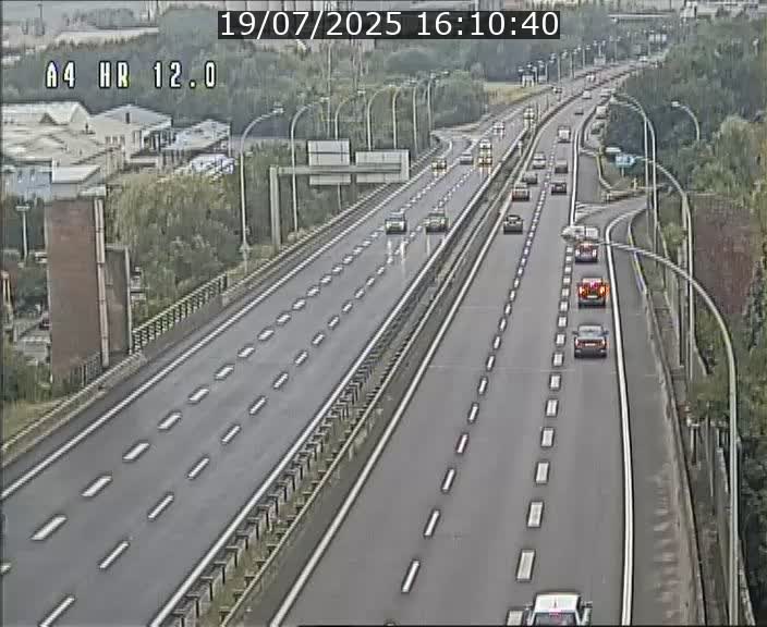 Traffic live webcam Luxembourg Jonction Foetz - A4 - BK 12.0 - direction Esch sur Alzette