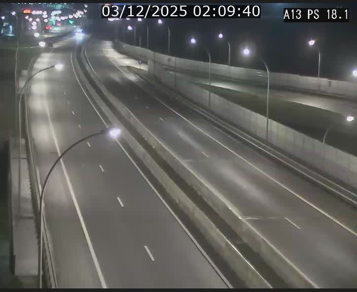 Traffic live webcam Luxembourg Dudelange - A13 direction Croix de Bettembourg - BK 18.1