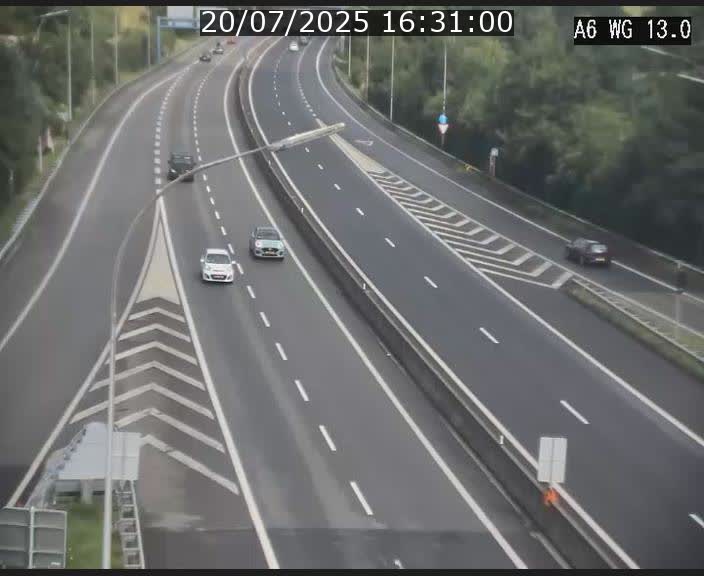 Traffic live webcam Luxembourg Mamer - A6 - BK 13 - direction Luxembourg/France/Allemagne