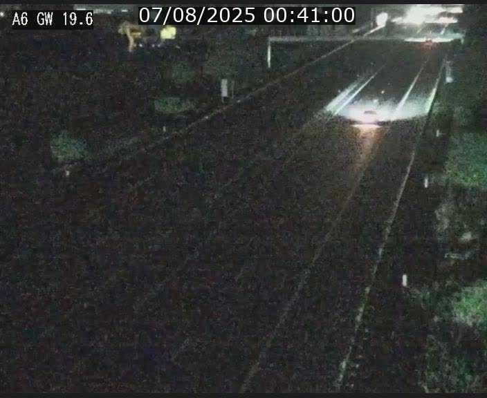 Traffic live webcam Luxembourg - Steinfort - A6 - BK 19.6 - direction Belgique
