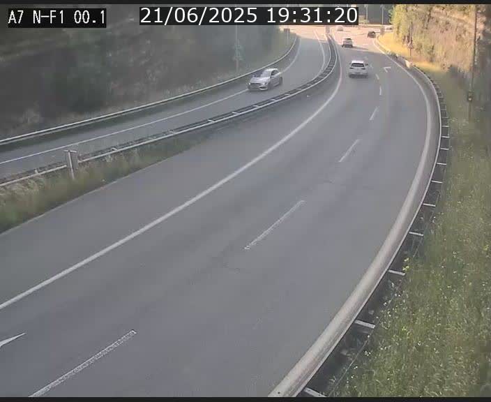 Webcam autoroute Luxembourg A7 située dans la sortie 1 Waldhof, vers la N11, avant le Tunnel Stafelter