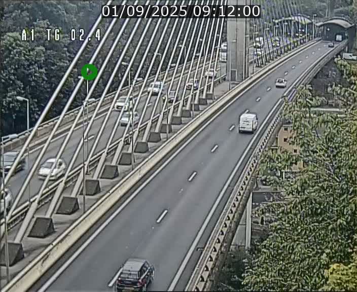 Traffic live webcam Luxembourg Sandweiler - A1 direction Luxembourg-ville - BK 2.4
