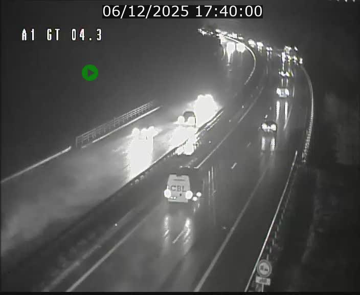 Traffic live webcam Luxembourg Itzig - A1 direction Sandweiler - BK 4.3