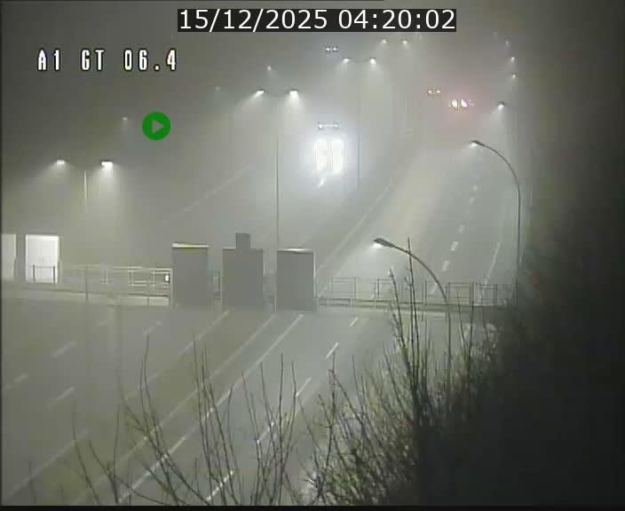 Traffic live webcam Luxembourg Hamm - A1 direction Sandweiler - BK 6.4