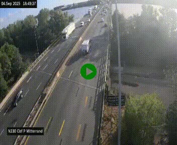 Webcam sur le périphérique de Bordeaux à l'est de la ville. Caméra située sur le Pont Mitterand sur la N230