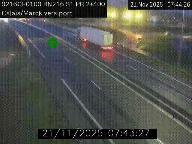 Webcam à Calais sur A216 (N216) en direction du port (harbour) de Calais.