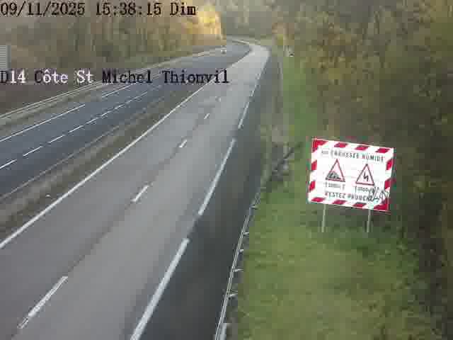 Webcam sur la D14, dans la côte Saint-Michel. Vue orientée vers Thionville