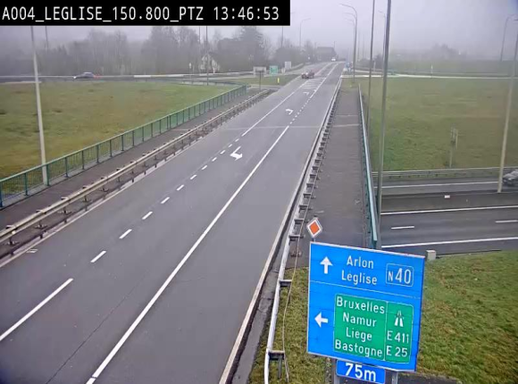 Webcam au-dessus de l'E411 sur la N40. Vue orientée vers Léglise en provenance de Neufchâteau