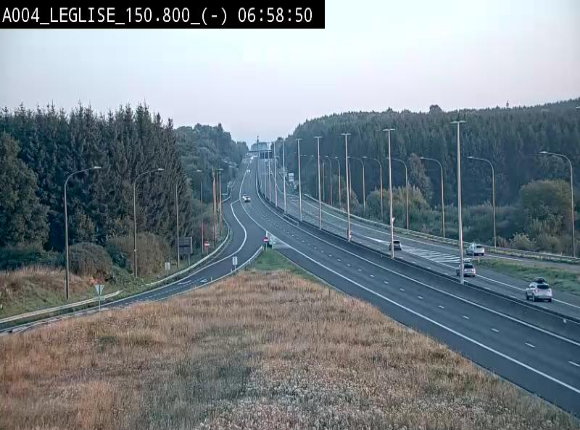 Webcam E411 dans la Côte de Léglise. Vue orientée vers Bruxelles