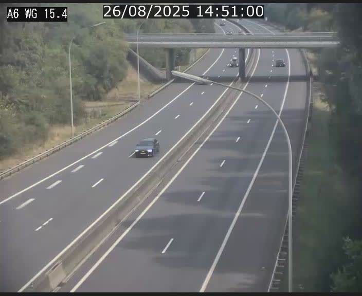 Traffic live webcam Luxembourg Capellen - A6 - BK 15.4 - direction Luxembourg/France/Allemagne