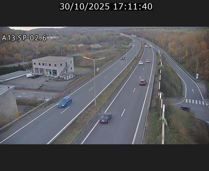 Traffic live webcam Luxembourg Sanem - A13 direction Pétange - BK 2.6